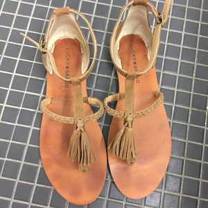 Lucky Brand tan fringe tassel sandal size 8