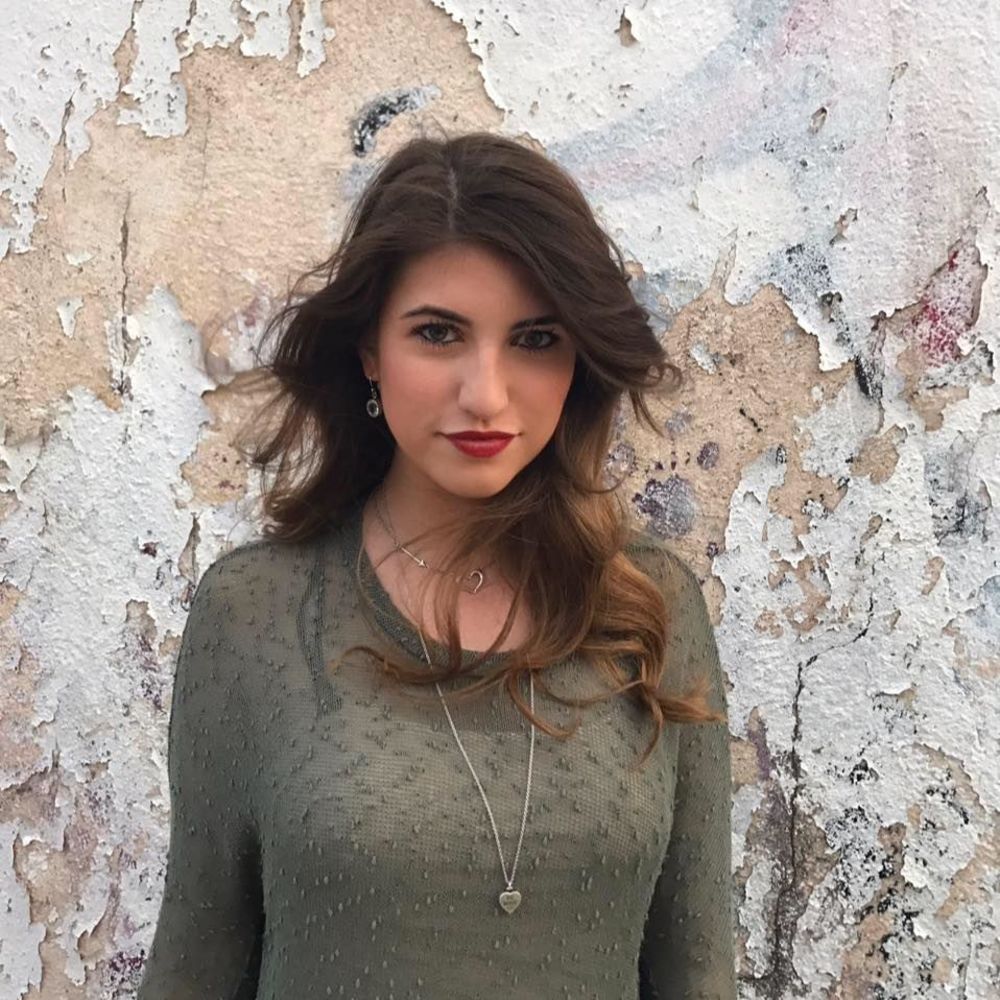 Meet your Posher, Laken