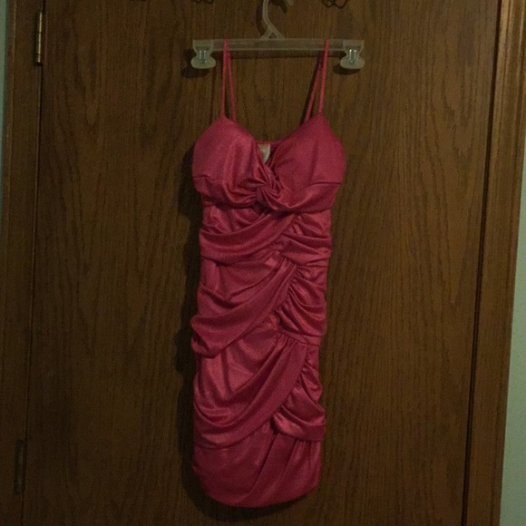 Formal Dress - Picture 3 of 4