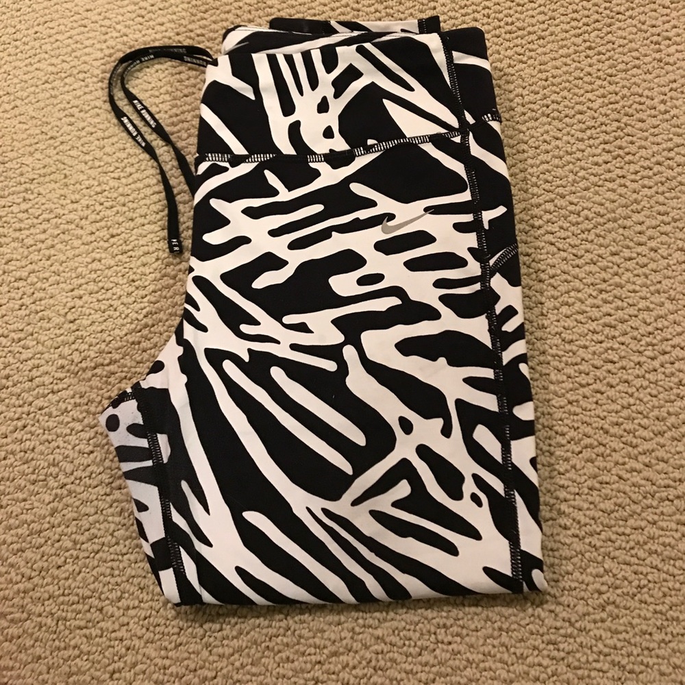 Cropped Nike Running Tights