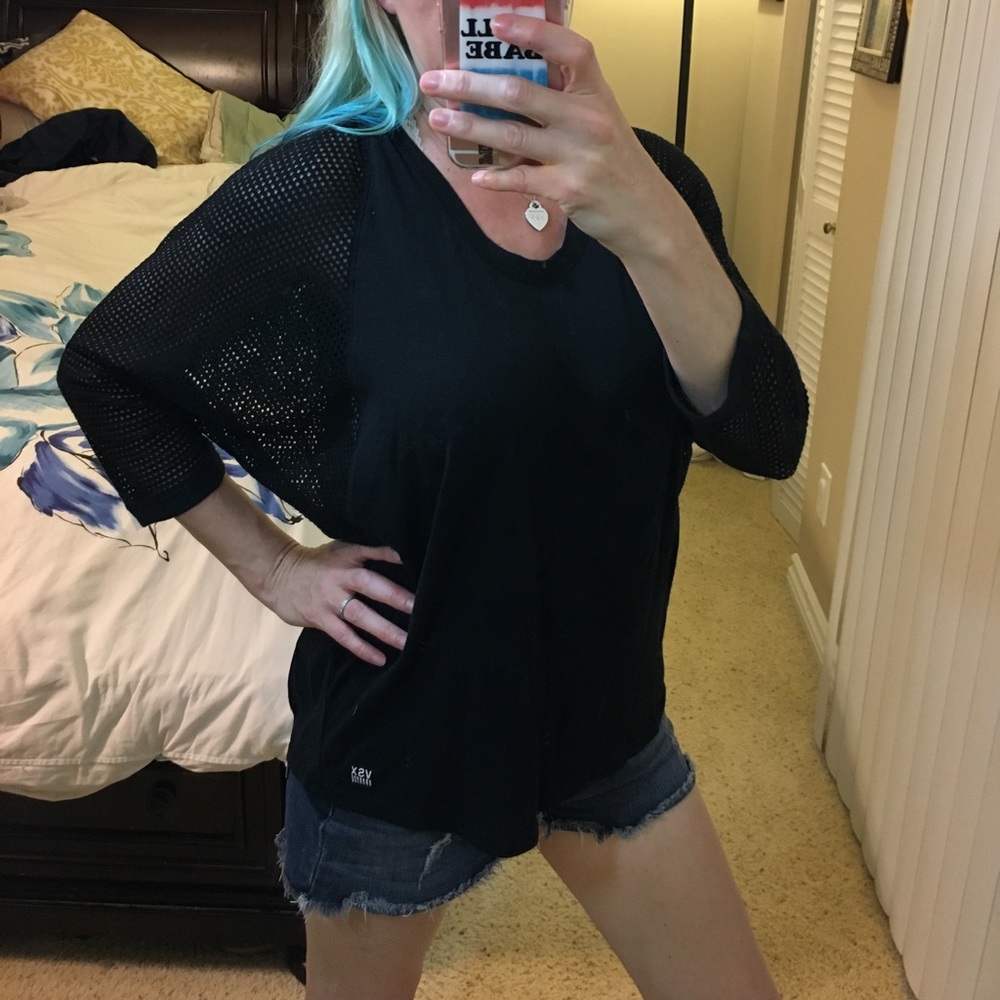 Like new VSX workout shirt with hood