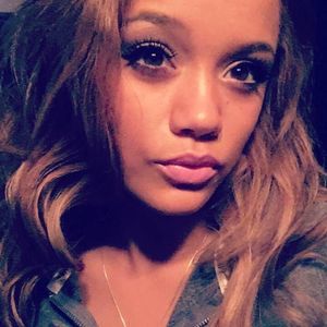 Meet your Posher, Paige