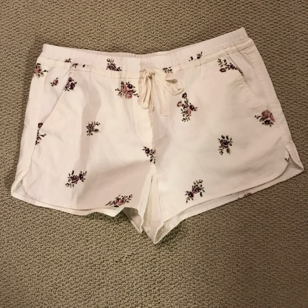 Floral Loft shorts