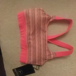 Sports bra nwt