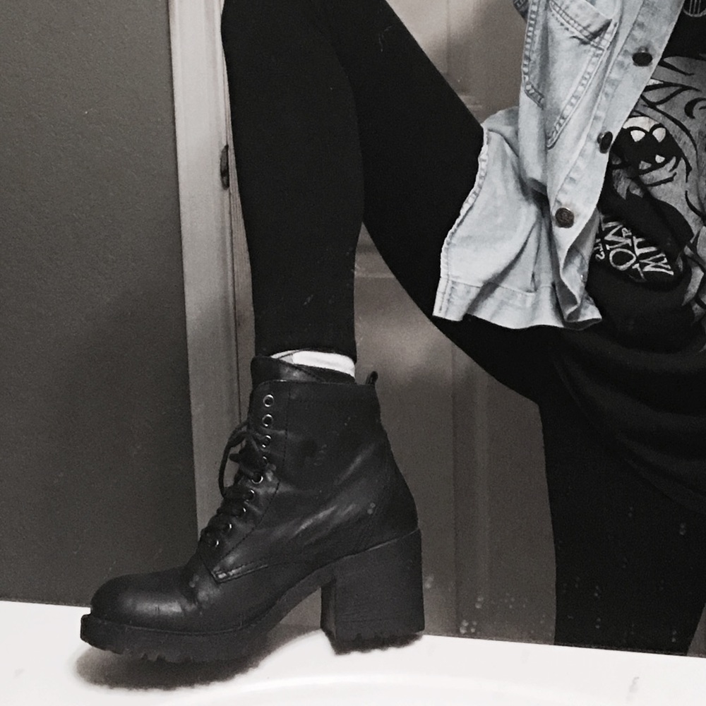 100% real leather chunky heel ankle combat boots