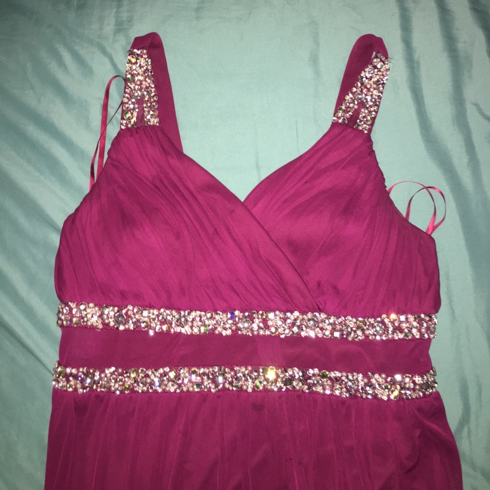 Purple dress - Picture 3 of 5