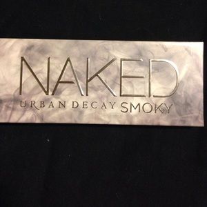 Naked Pallet- Smokey