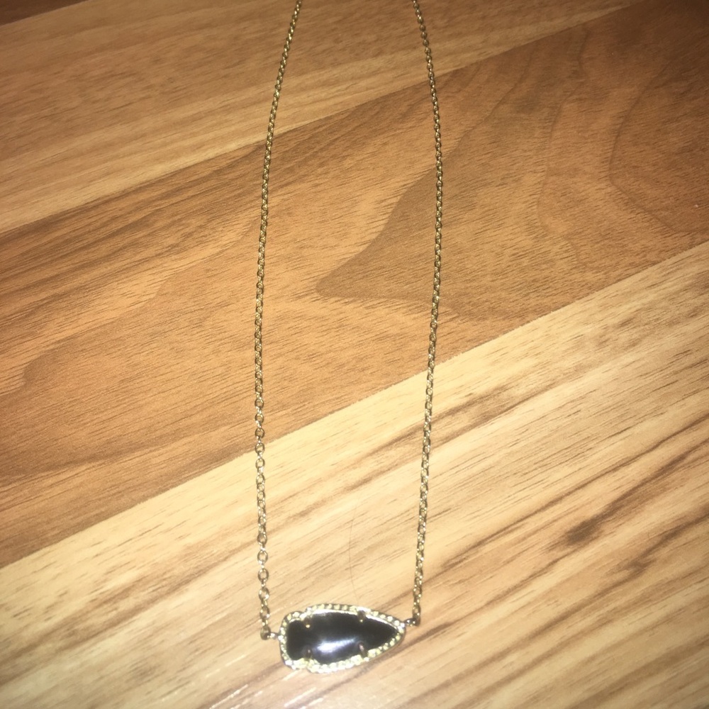 Kendra Scott black arrow necklace!