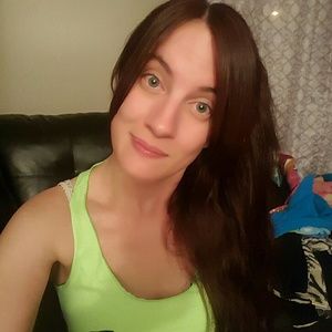 Meet your Posher, Nicole