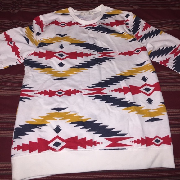 Never worn thin sweater - Picture 3 of 3