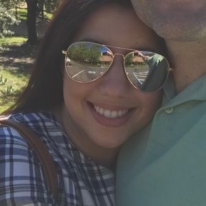 Meet your Posher, Zaina