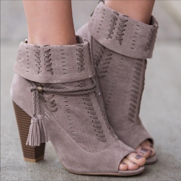 ❗️mark down Taupe Perforated Suede Cuff Tassel-tie - Picture 2 of 5