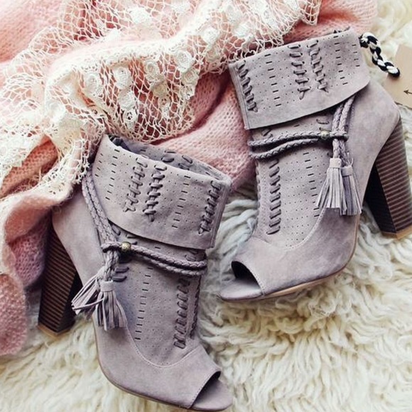 ❗️mark down Taupe Perforated Suede Cuff Tassel-tie - Picture 5 of 5