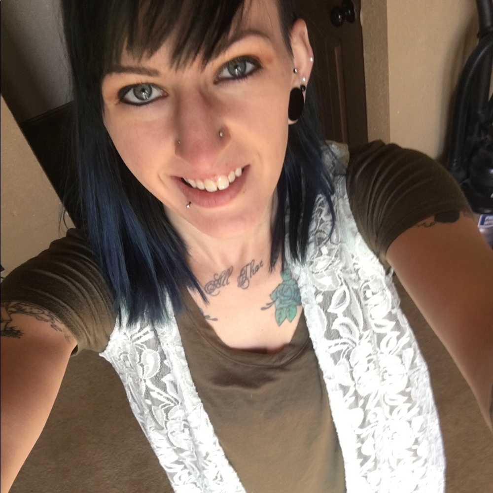 Meet your Posher, Kaitlyn