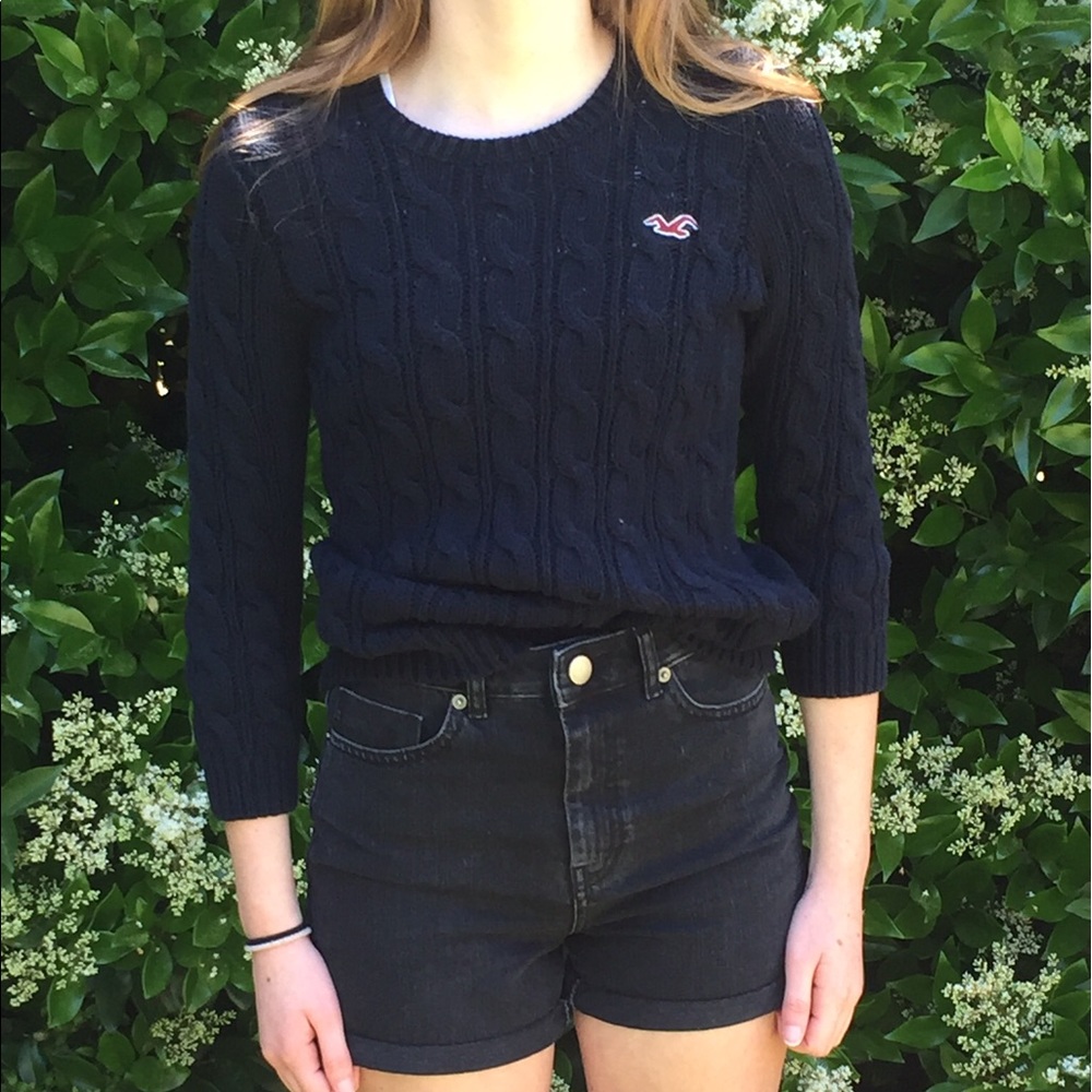 Navy 3/4 sleeve sweater
