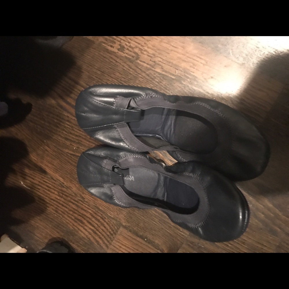 YOSI SAMARA fold up ballet flats In navy blue