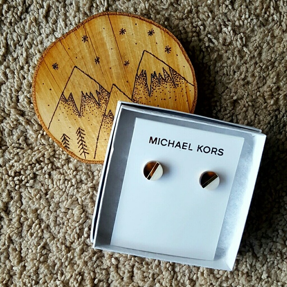 Michael Kors Jewelry - MICHAEL KORS COLORBLOCK STUD EARRINGS Michael Kors Jewelry - MICHAEL KORS COLORBLOCK STUD EARRINGS