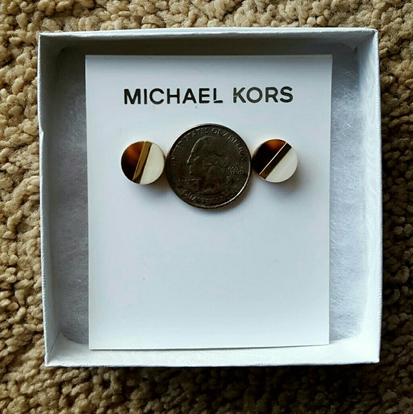 Michael Kors Jewelry - MICHAEL KORS COLORBLOCK STUD EARRINGS Michael Kors Jewelry - MICHAEL KORS COLORBLOCK STUD EARRINGS
