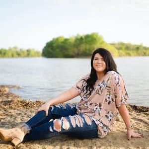 Meet your Posher, Alexis