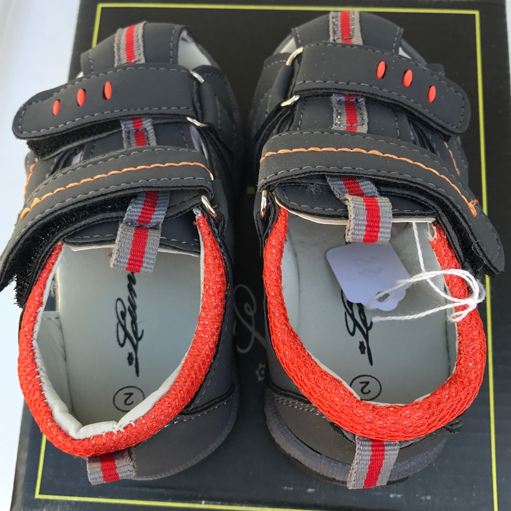 Luna size 2 shoes