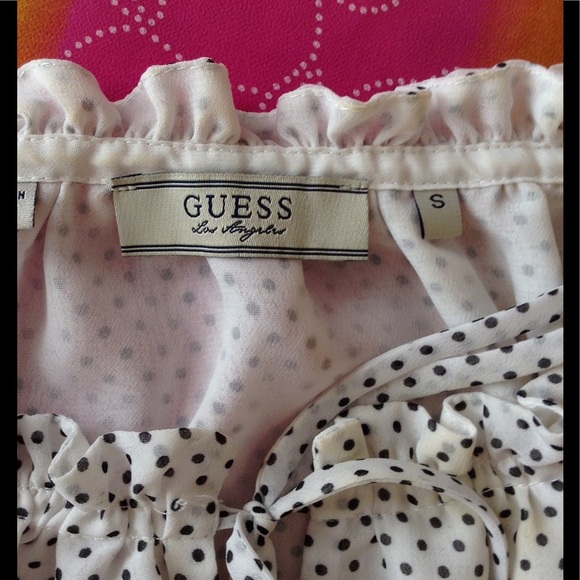 A peplum blouse, casually worn anytime - Picture 3 of 3