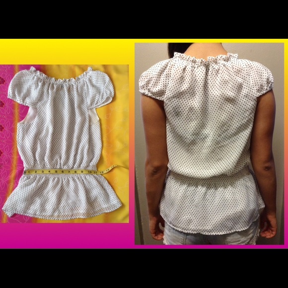 A peplum blouse, casually worn anytime - Picture 2 of 3