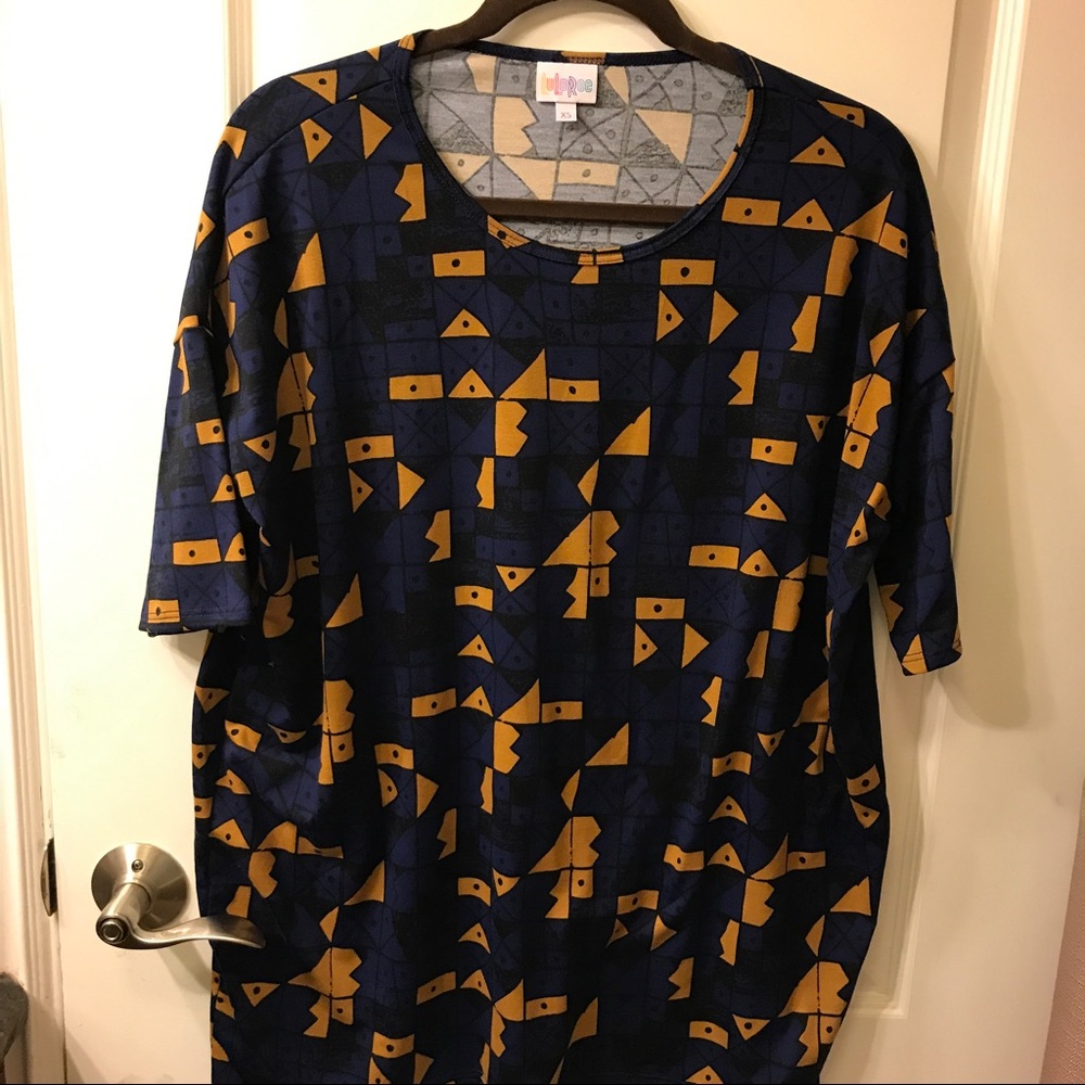 Lularoe BNWT XS Irma