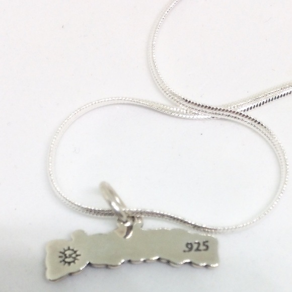 ‼️Sterling SILVER 🎀NAMASTE NECKLACE - Picture 2 of 5