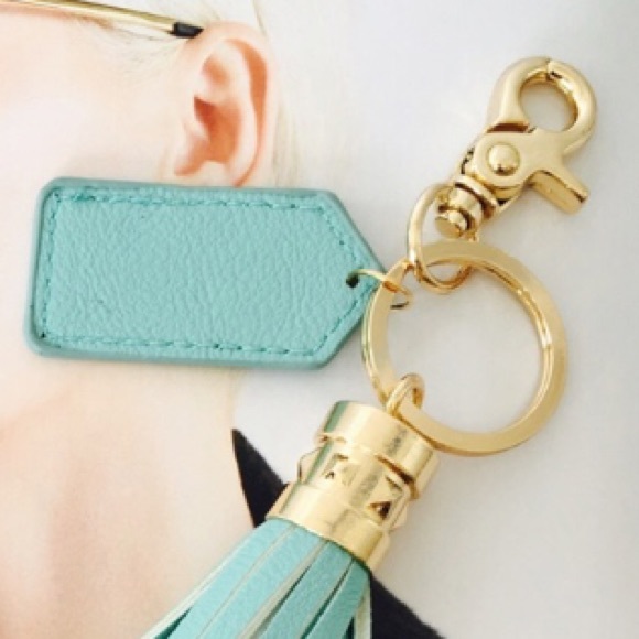 Two Baby Blue Leather Keychains for @lindaschoeny - Picture 3 of 3
