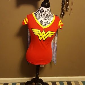Wonder woman superhero shirt with cape