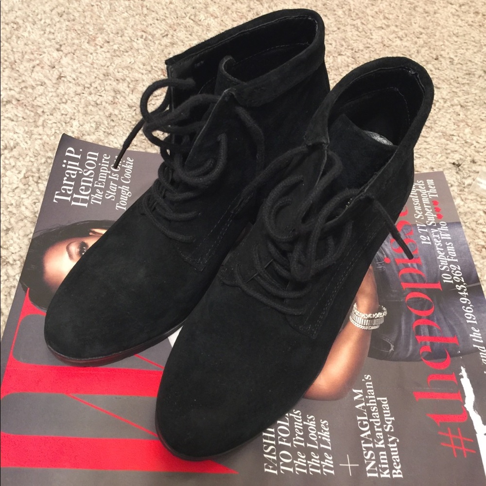 Nine West black suede boots
