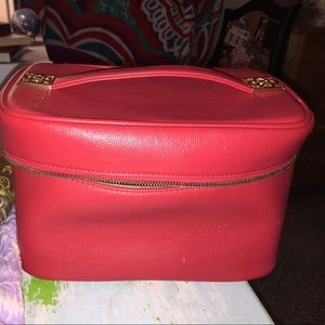 Kendra Scott travel bag