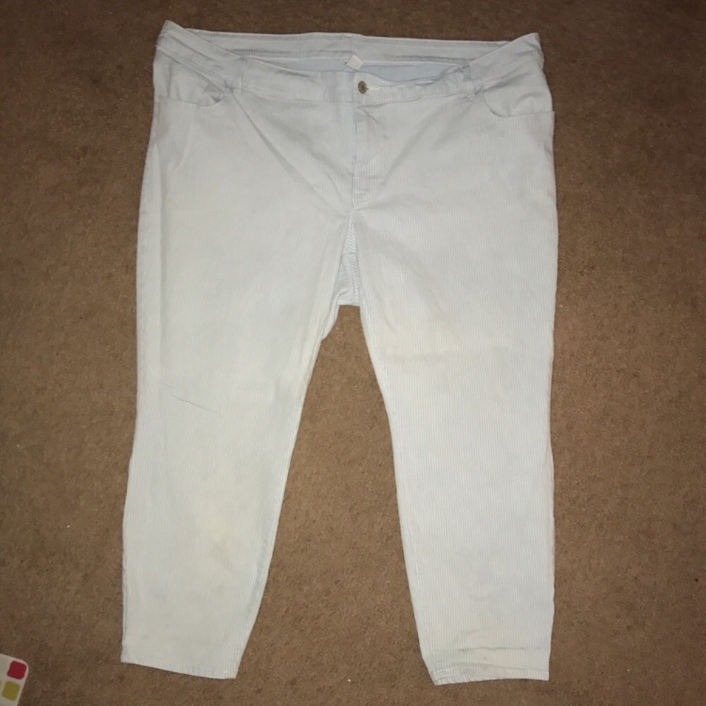 💲Plus Size Old Navy Pinstripe Jeans💲