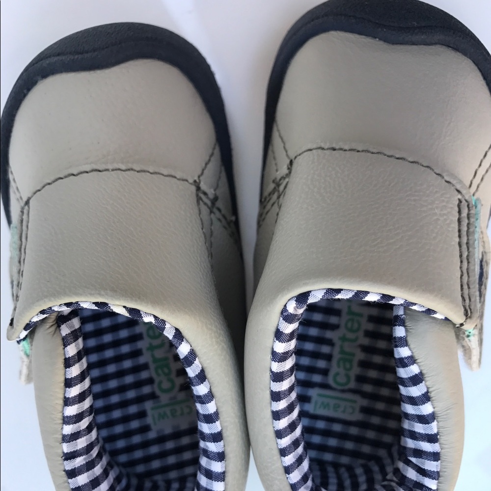 Carters shoes, size 2, EUC