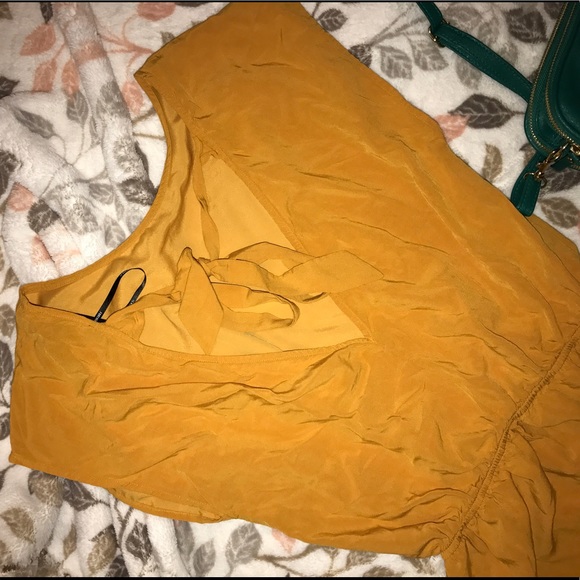 Mustard color romper 🌞 - Picture 2 of 3