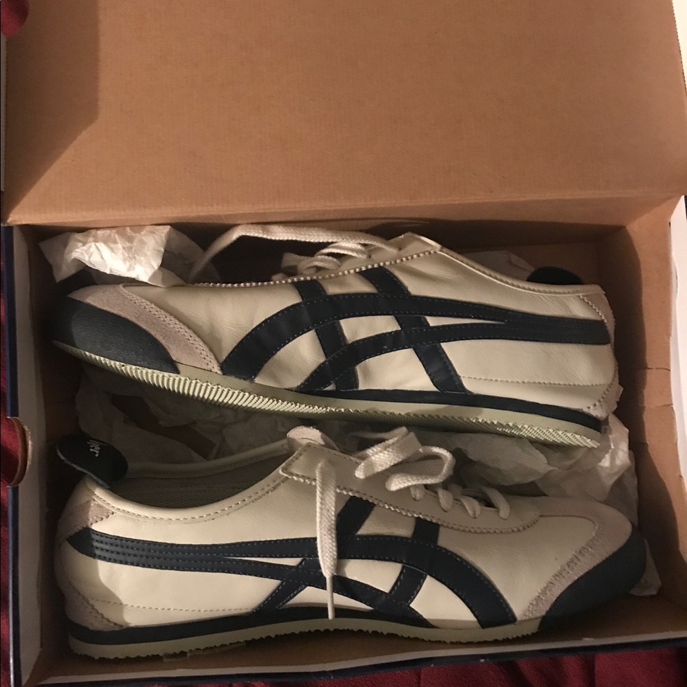 Vintage Onitsuka Tiger/Asics
