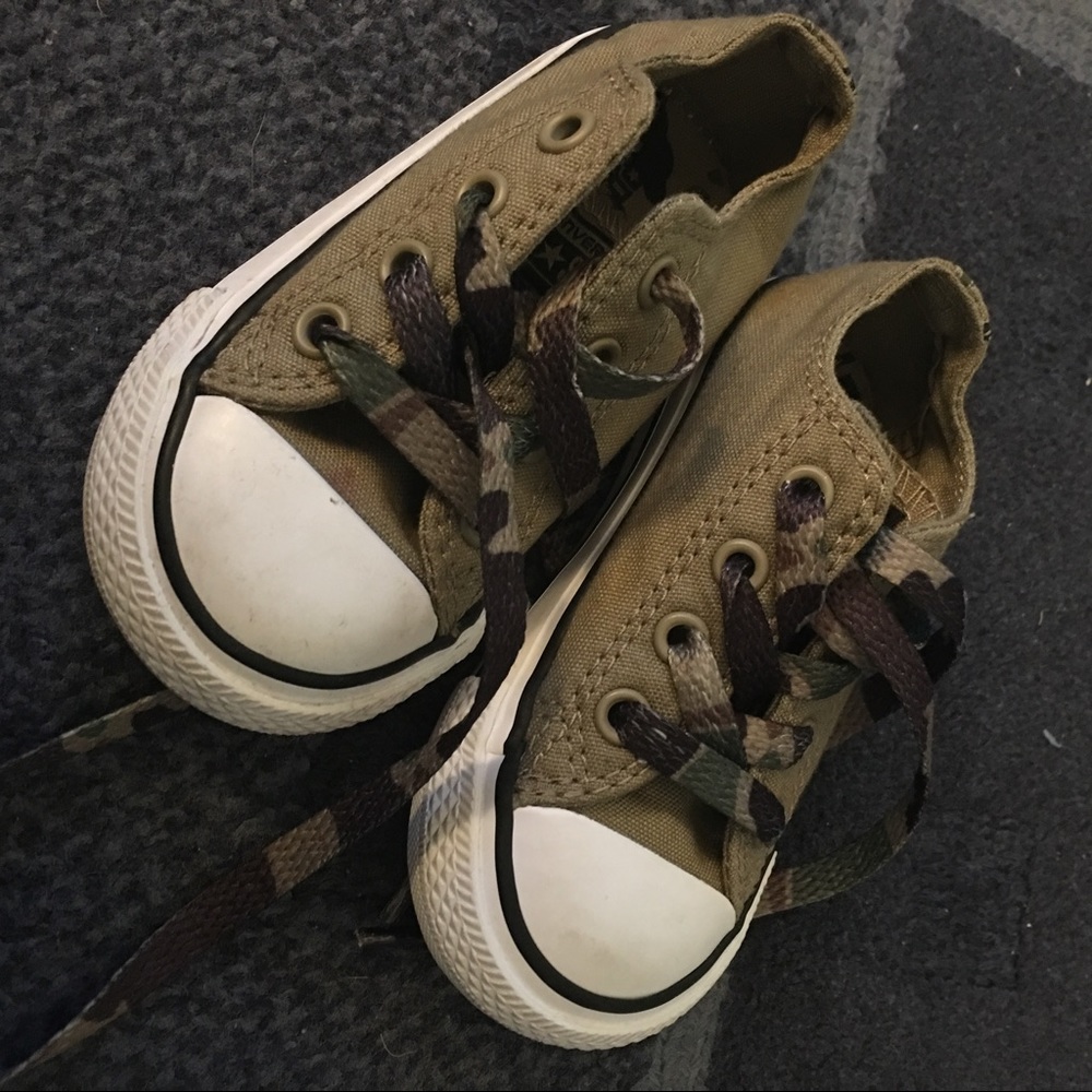 Toddler size 5 Olive Green Converse! EUC