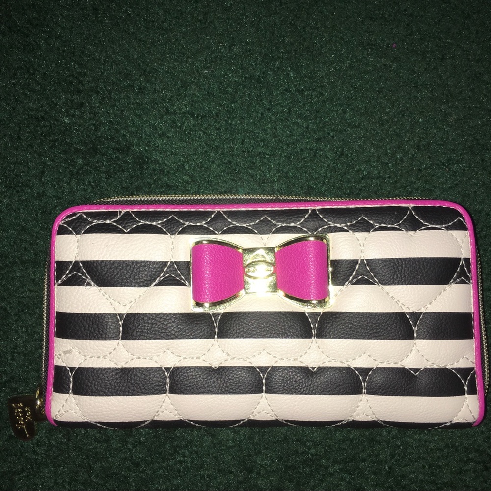 Betsy Johnson wallet