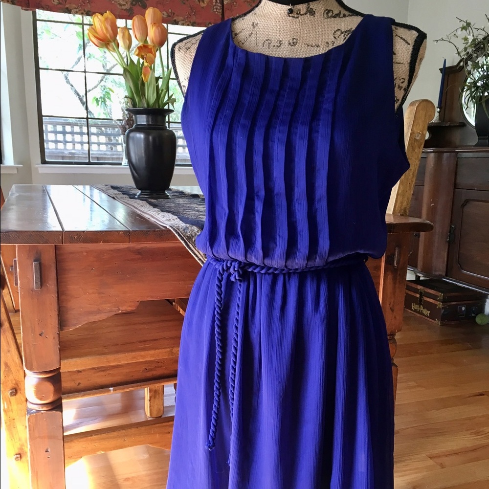 Royal blue summer dress. Rope belt.