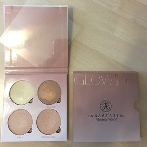 Anastasia Beverly Hills Glow Kit: That Glow