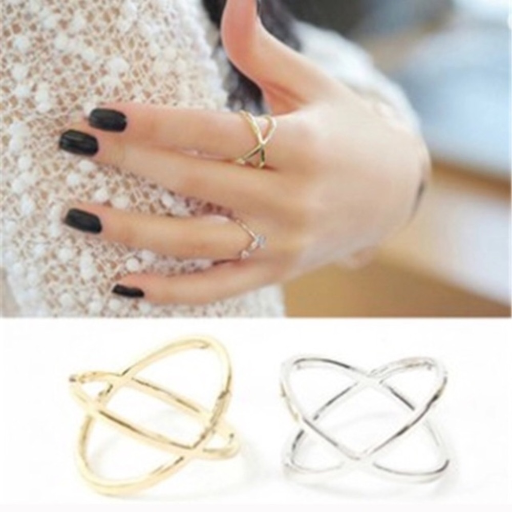 ✨X cross over ring ✨