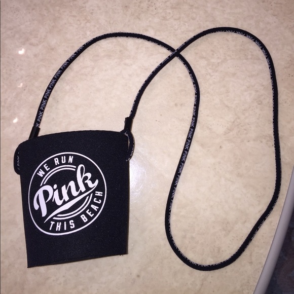 NEW VS PINK BEACH BUNDLE - Picture 5 of 5