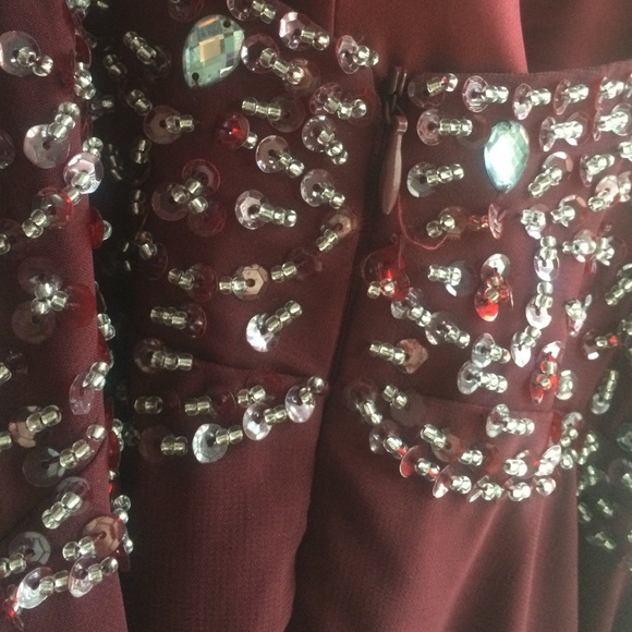 PROM/FORMAL/HOMECOMING DRESS - Picture 3 of 4