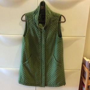 Eileen Fisher XS lightweight silk green vest