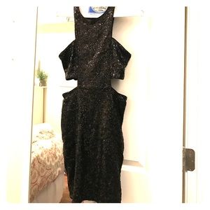 Excellent condition - Perfect for NYE!