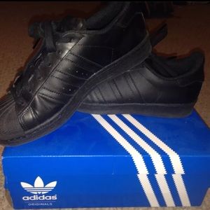 Black Adidas Superstars