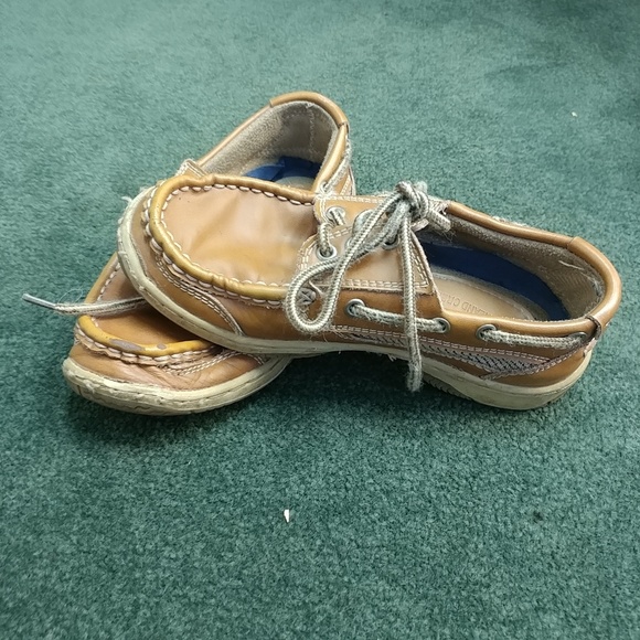 Boys boat shoes - Picture 1 of 2