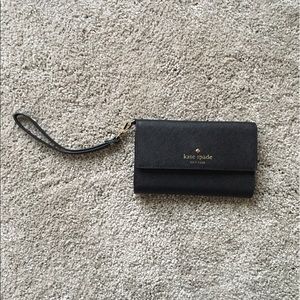 Kate Spade Black iPhone 6 or 6s Wallet Wristlet