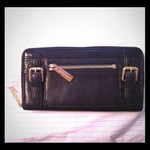 Michael Kors McGraw Continental Zip Wallet