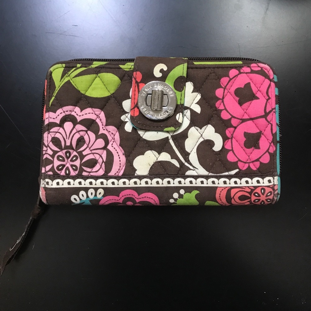 Vera Bradley turnlock wallet